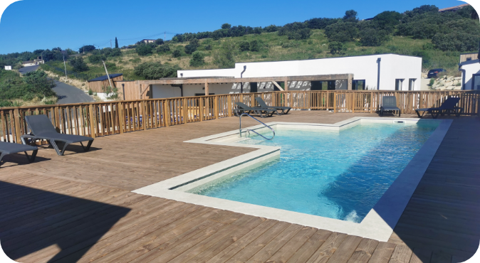 Piscine - Les Lodges du Lagons à Calvisson